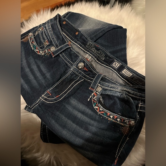 Miss Me Jeans 👖 - Picture 3 of 5
